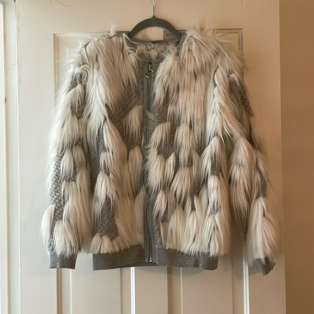Zara white & grey faux fur zip up jacket